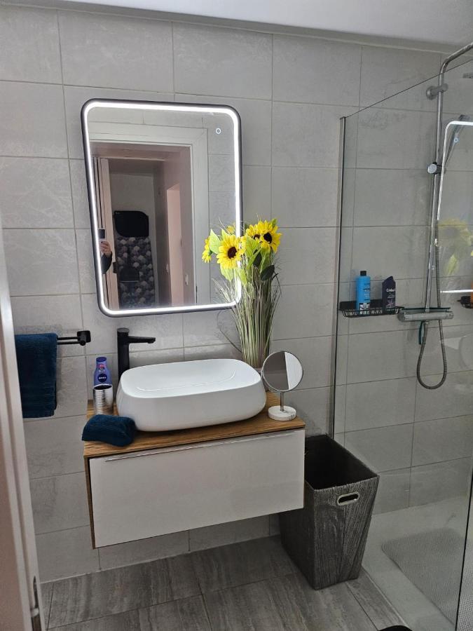 Apartment Chez Angela Avec Terrasse Bbq Et Jacuzzi *